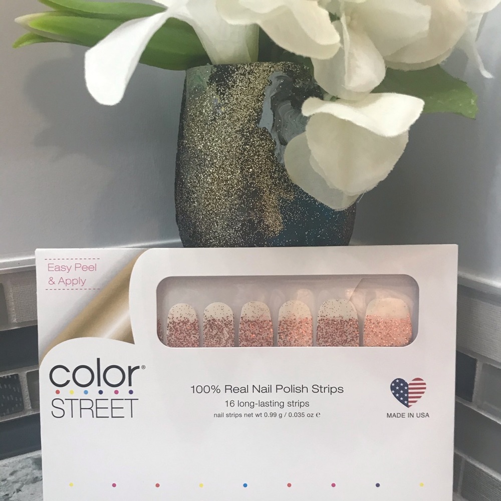 Color street nail Coming up Rose Gold
